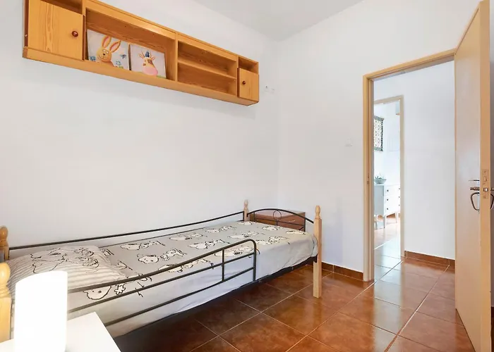 Casinha Da Aldeia Cela Velha